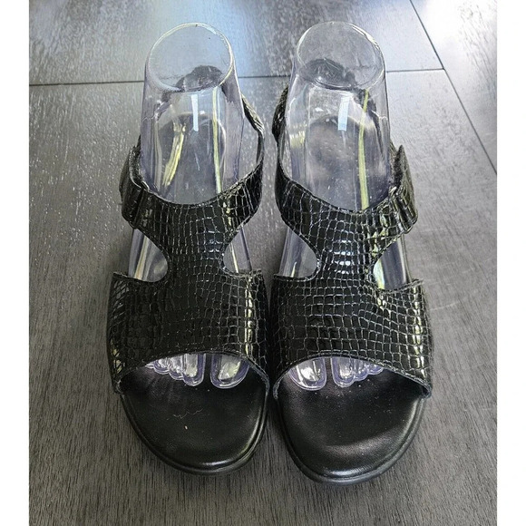 SAS Suntimer Croc Embossed Sandals Size 11 Black Patent Leather Comfort - Picture 2 of 8